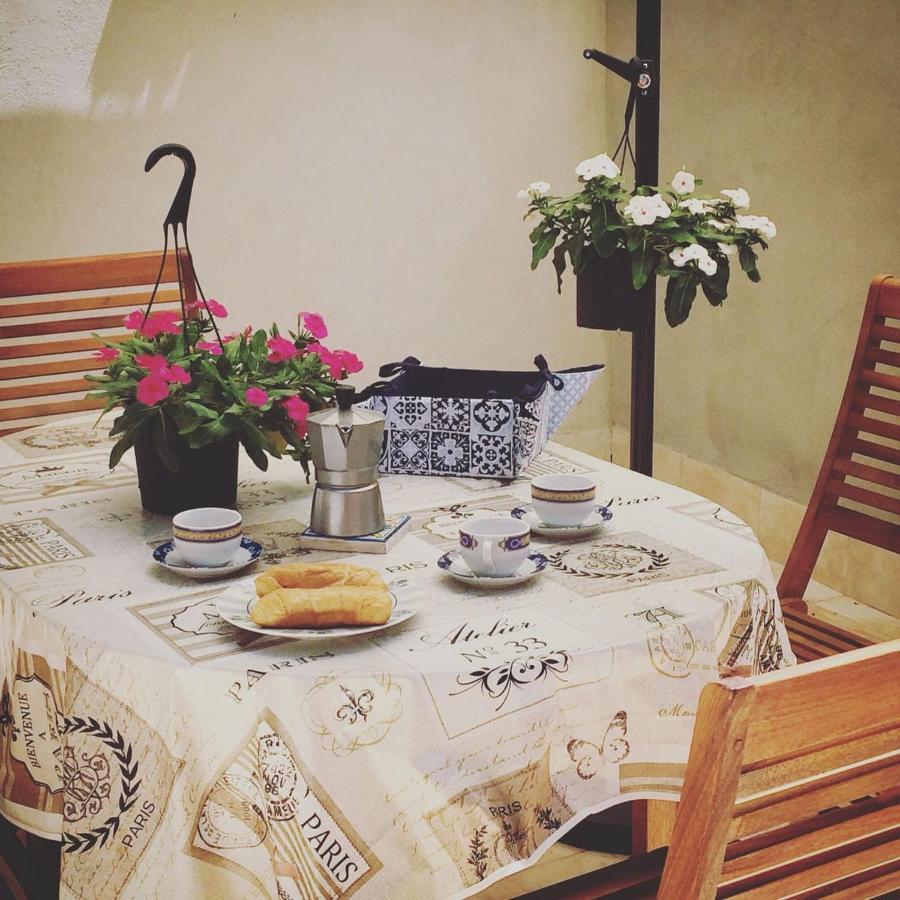 Liz House Apartment Caltagirone Bagian luar foto