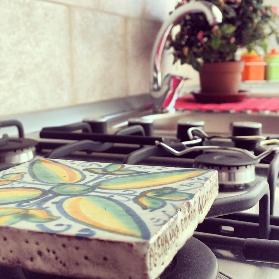 Liz House Apartment Caltagirone Bagian luar foto