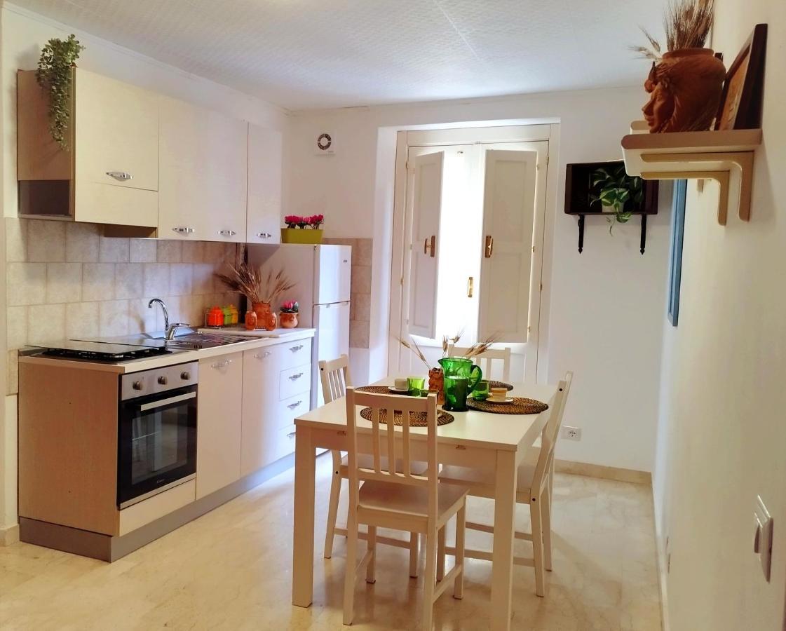 Liz House Apartment Caltagirone Bagian luar foto