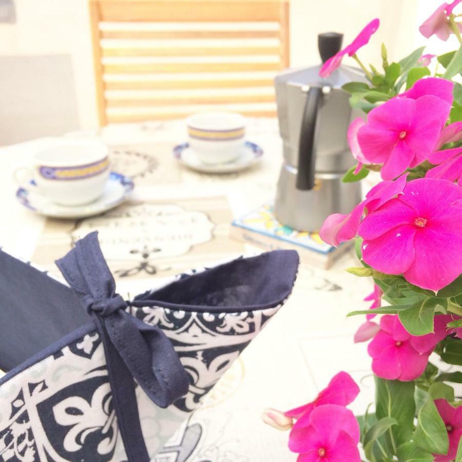Liz House Apartment Caltagirone Bagian luar foto